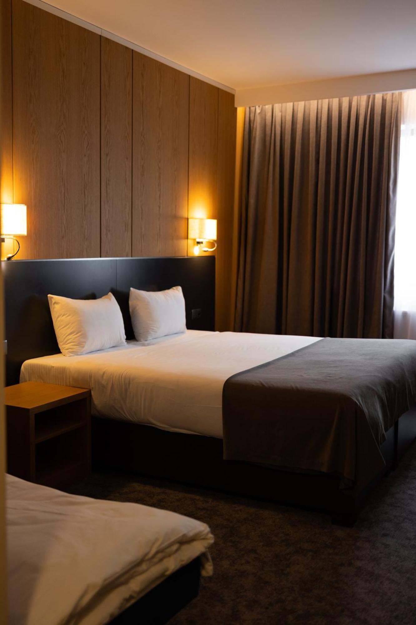 酒店 Gazda Hotel&restaurant - Self Chek-in 3*